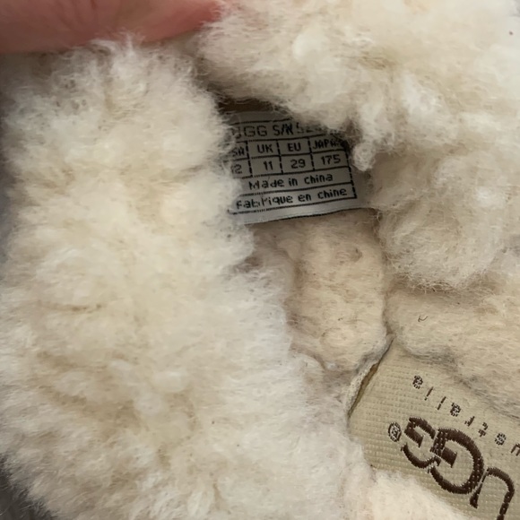 Ugg slippers - Picture 5 of 7